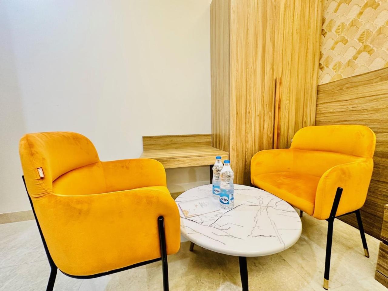 Hotel Hsp Plaza Нью-Дели Экстерьер фото