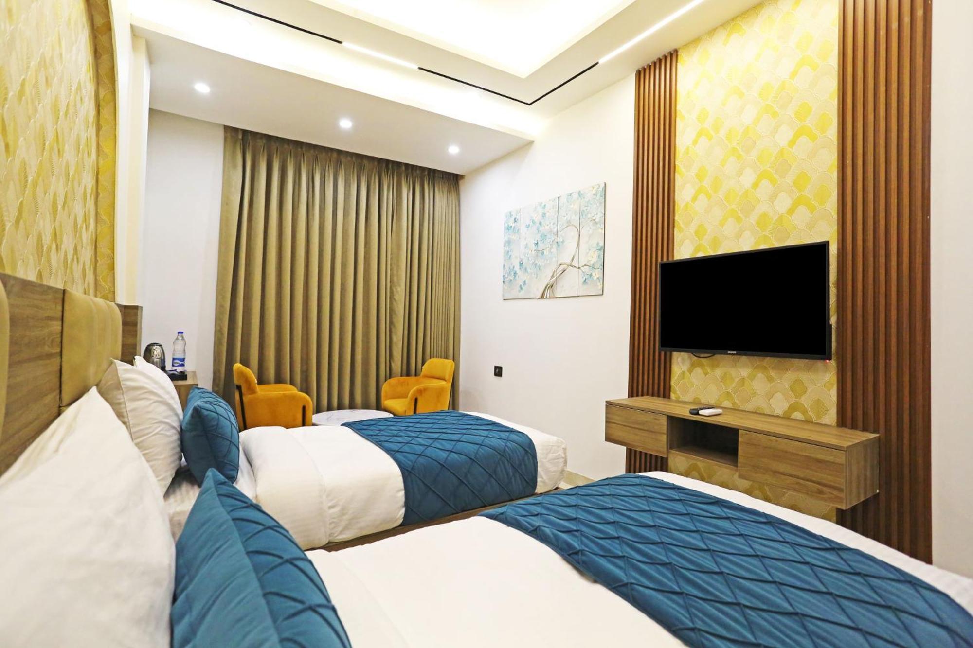 Hotel Hsp Plaza Нью-Дели Экстерьер фото