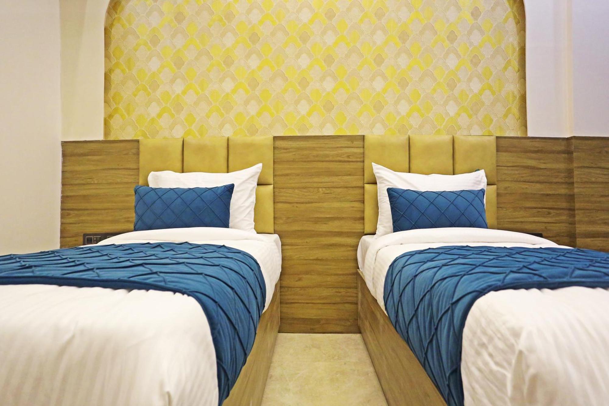 Hotel Hsp Plaza Нью-Дели Экстерьер фото